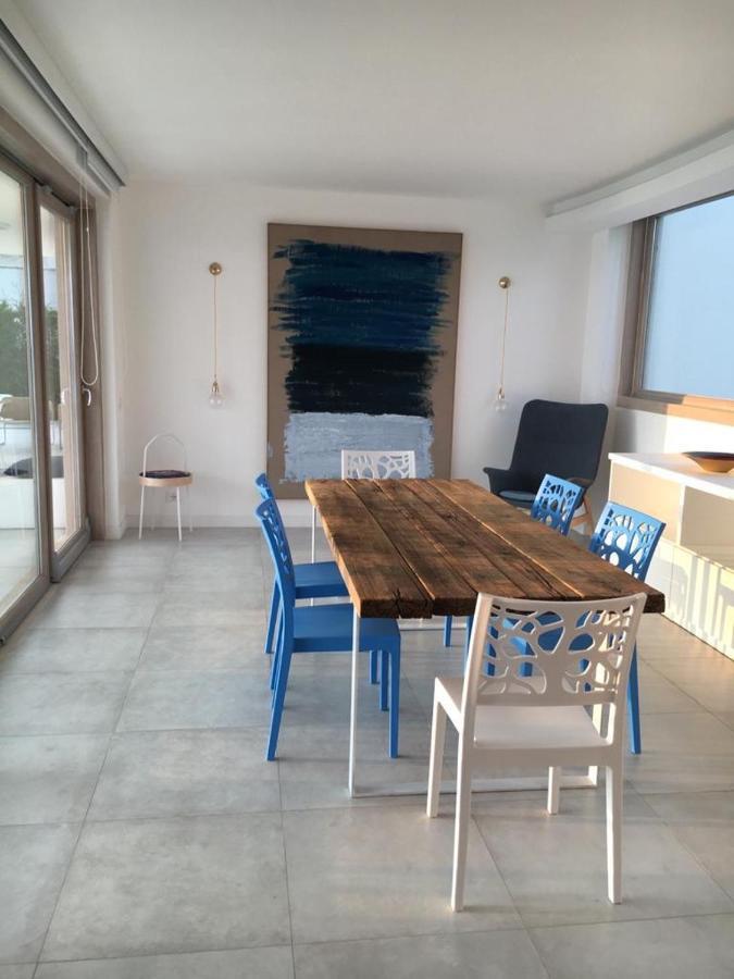 Villa Luxury Blue&blanc Piscina A Sfioro Isola